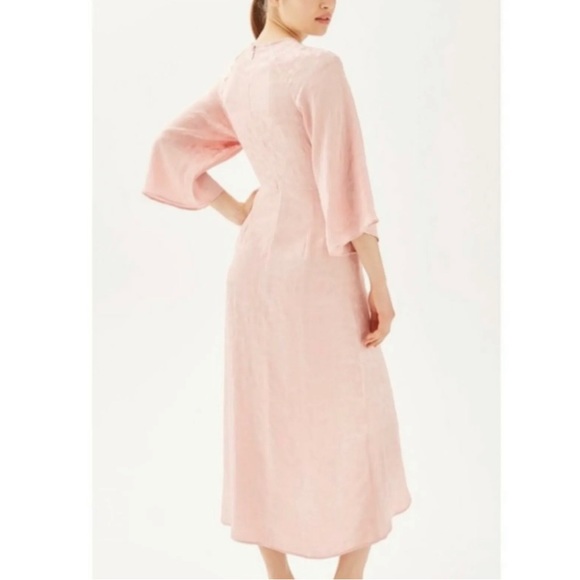**SOLD** Topshop Blush Pink Satin Dress worn once - Picture 6 of 7